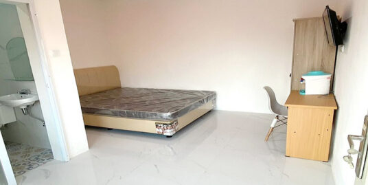 Kost Dekat Mall Metropolitan Bekasi, Mall Grand Metropolitan, Mall Lagoon Avenue, RS Primaya Hospital, Pasar Poncol, Alun-Alun Bekasi
