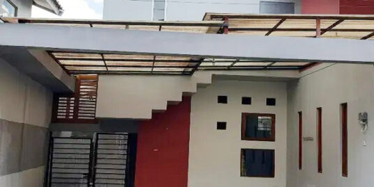 Sewa Rumah 2 Lantai Full Furnished Di Sleman Yogyakarta Dekat Sleman City Mall, Monjali, Kampus UGM, Kampus UII, RS JIH Yogyakarta