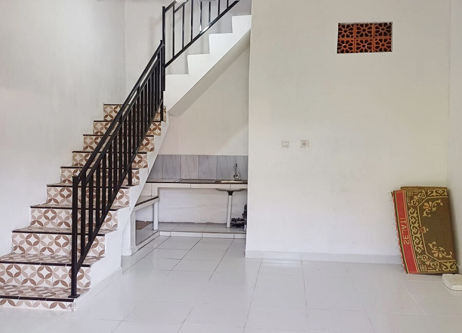 Rumah Dijual di Kota Solo Dekat Pasar Kembang Solo, SMAN 7 Surakarta, Solo Grand Mall, Solo Paragon Mall, Alun-Alun Kidul Surakarta, RS Triharsi 0005