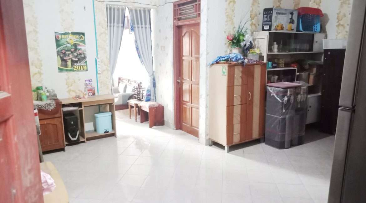 Rumah Dijual di Tegal Dekat RSUD Kardinah Tegal, Alun-Alun Tegal, Pasar Mejasem, Transmart Tegal, SMA Negeri 3 Tegal, Kampus PKTJ, Stasiun Tegal 0006