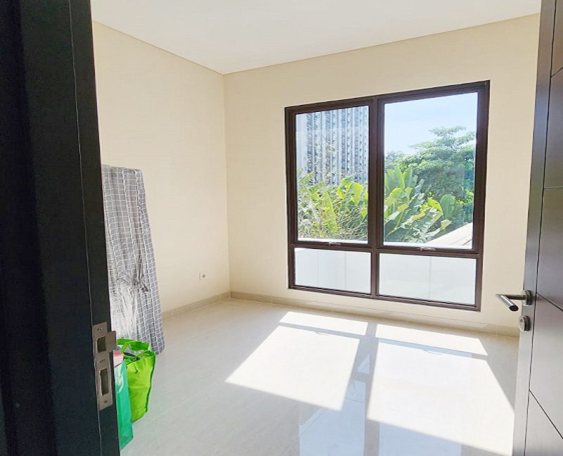 Jual Rumah di Podomoro Golf View Dekat Emeralda Golf Club, Trans Studio Mall Cibubur, Cibubur Junction, Gerbang Tol Cimanggis, RS Mitra Keluarga Cibubur 0007