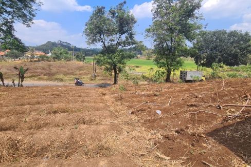 Jual Tanah 2.515 m2 di Banyuresmi Garut Dekat Wisata Situ Bagendit, Pasar Baraya Desa Banyuresmi, SMP Negeri 1 Banyuresmi, SMA Negeri 25 Garut 0004