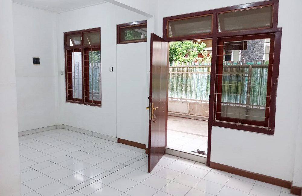 Rumah Dijual di Rawamangun Dekat Arion Mall, Pasar Rawamangun, Tip Top Rawamangun, Mall Green Pramuka Square, RS Persahabatan, Kampus UNJ 0004