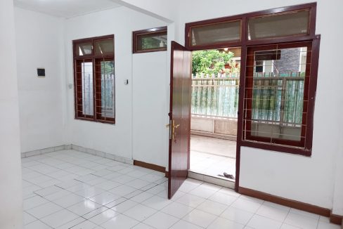 Rumah Dijual di Rawamangun Dekat Arion Mall, Pasar Rawamangun, Tip Top Rawamangun, Mall Green Pramuka Square, RS Persahabatan, Kampus UNJ 0004