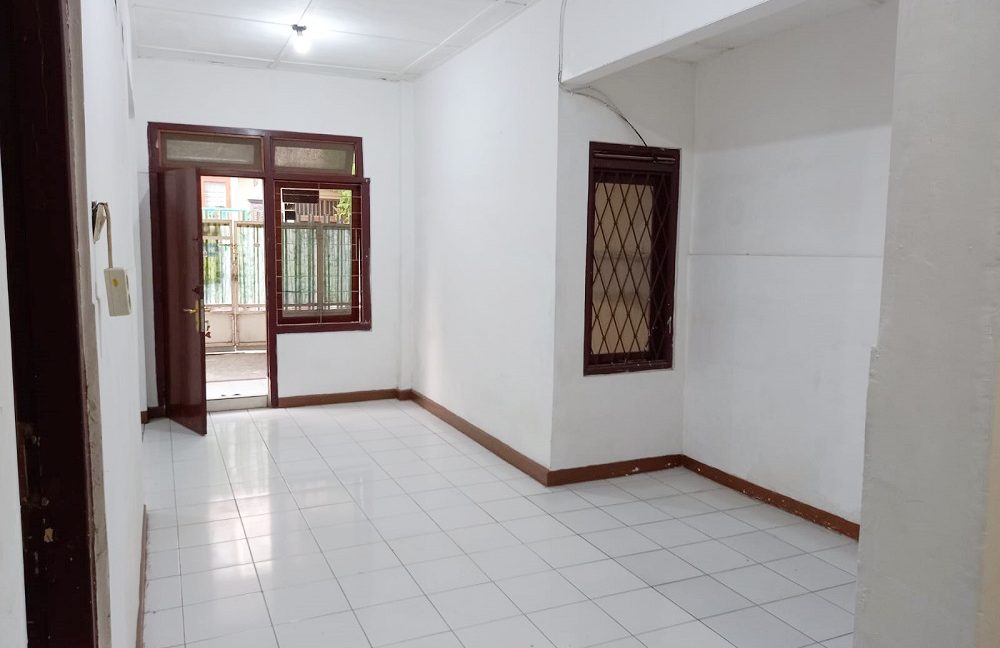 Rumah Dijual di Rawamangun Dekat Arion Mall, Pasar Rawamangun, Tip Top Rawamangun, Mall Green Pramuka Square, RS Persahabatan, Kampus UNJ 0005