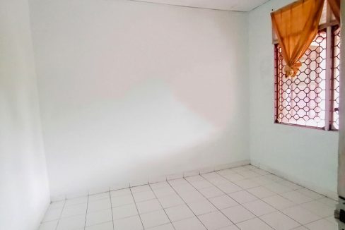 Rumah Dijual di Perumahan Golden City Karawang Dekat Mall Resinda Park, Pasar Baru Karawang, RS Mandaya Karawang 0011
