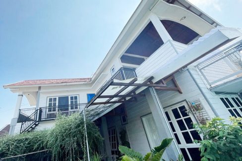 Rumah Dijual di Trawas Mojokerto Dekat Alun-Alun Trawas, Rustic Market, Alas Trawas, SMA Negeri 1 Trawas, Universitas Surabaya Kampus III 0003