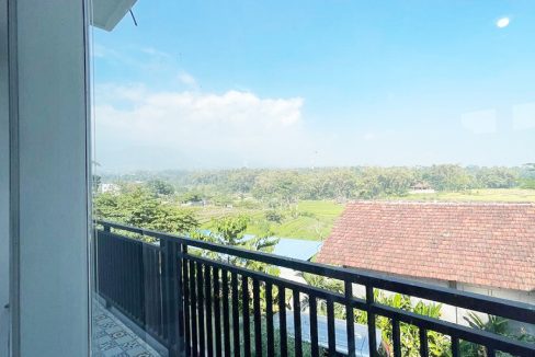 Rumah Dijual di Trawas Mojokerto Dekat Alun-Alun Trawas, Rustic Market, Alas Trawas, SMA Negeri 1 Trawas, Universitas Surabaya Kampus III 0010