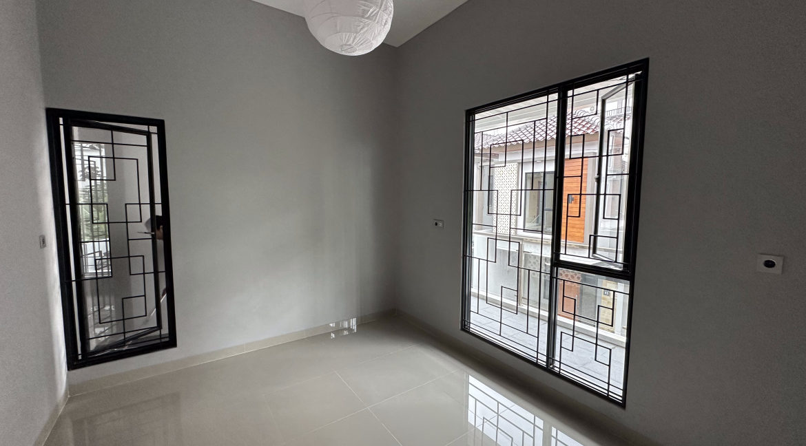 13Kamar Utama