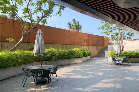 Jual Apartemen Grand Sungkono Lagoon Surabaya Tower Caspian 0012