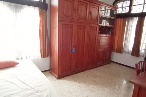 Rumah Dijual di Jatinegara Jakarta Timur Dekat Mall Cipinang Indah, RS PON Pusat Otak Nasional 0012