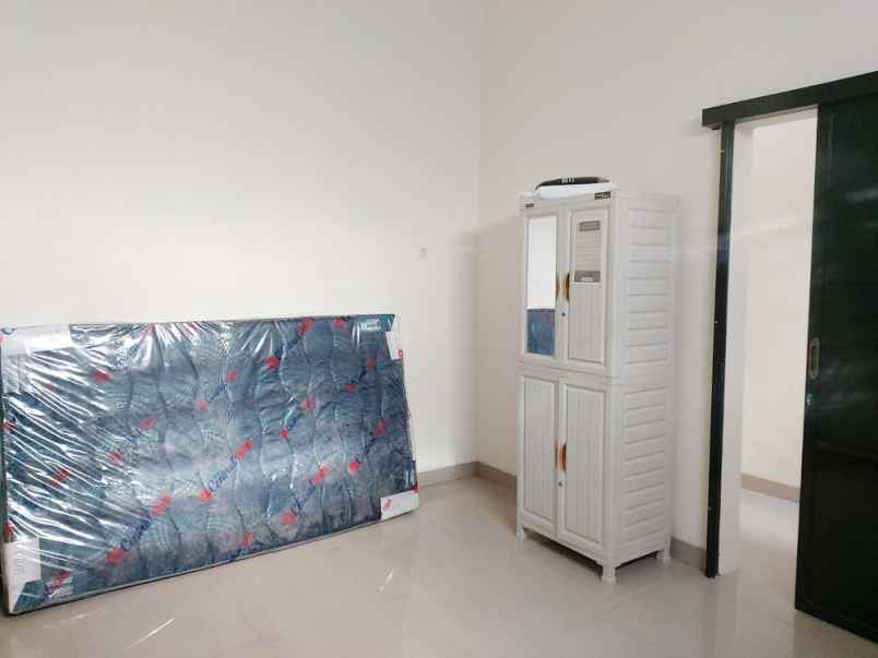 Kost Putri Dekat UNIMUS Semarang 0002
