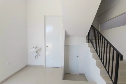 Kost Dekat UHW Perbanas, Universitas Dinamika, UPN Veteran Jawa Timur, UPH Surabaya 0003
