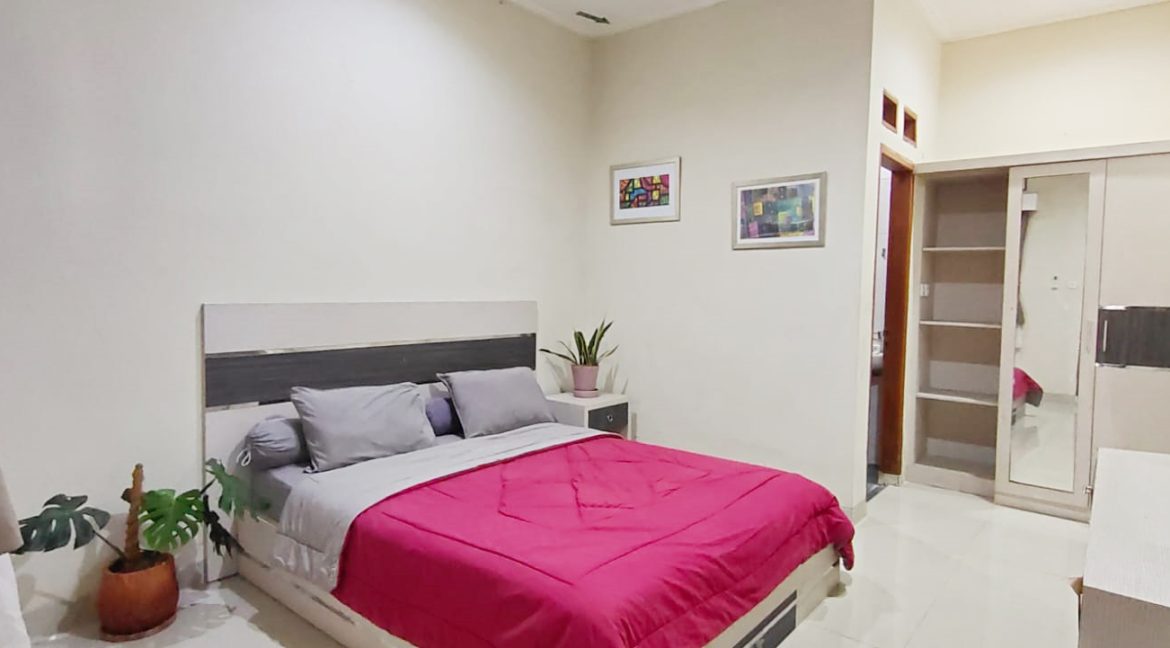 Kost di Kemang Dekat Lippo Mall Kemang, Kem Chicks 0002