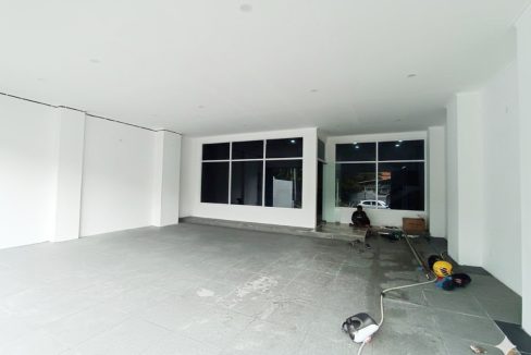 Dijual Gedung di Cipinang Cempedak Jatinegara 0006