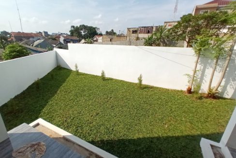 Rumah Disewakan Dekat LRT Harjamukti, Gerbang Tol Cijago, Trans Studio Mall Cibubur 0016