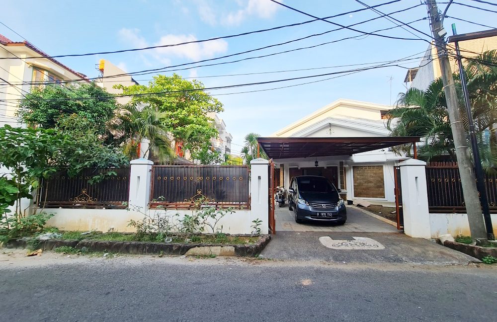 Rumah Disewakan Dekat Mall Kelapa Gading, Mall of Indonesia, RS Mitra Keluarga, RS Gading Pluit, Stasiun LRT Kelapa Gading 0002